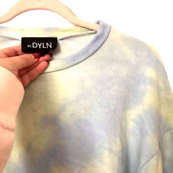 BY DYLN Xander Tie Dye Logo Crewneck Sz‎ Medium - Picture 4 of 6